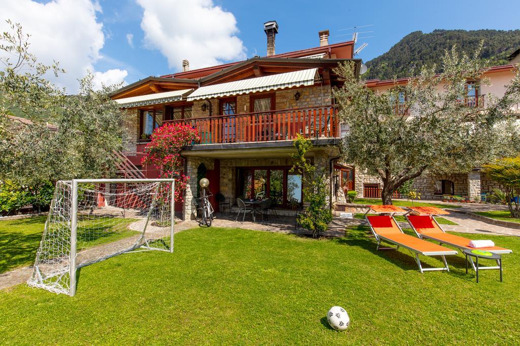 Villa Mariarosa Apartments Тиняле Екстериор снимка