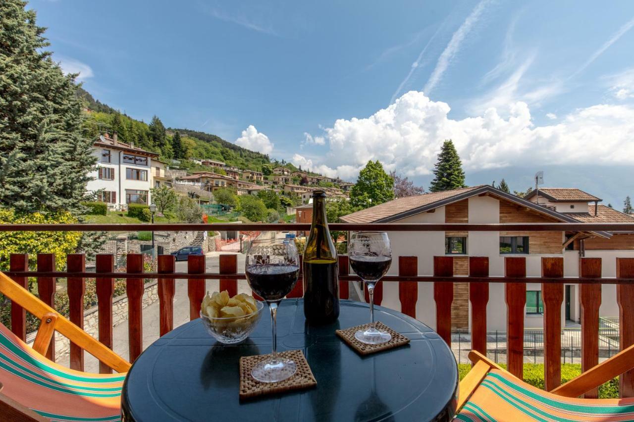 Villa Mariarosa Apartments Тиняле Екстериор снимка